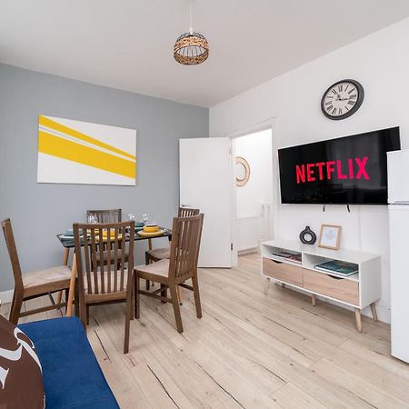 Modern 2 Bed East London Home By Rebby Properties Sleeps 5 Near Canning Town Station 外观 照片