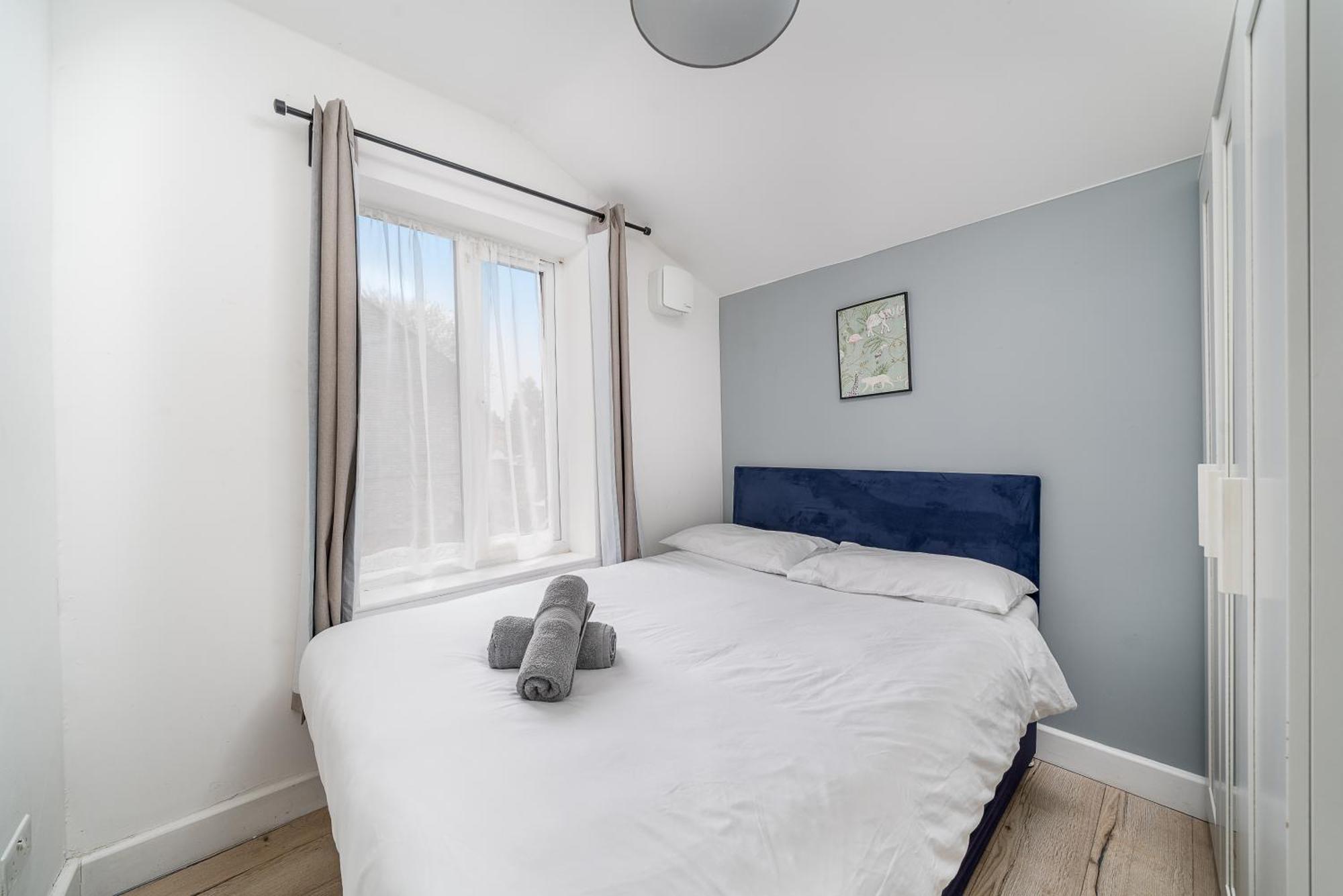Modern 2 Bed East London Home By Rebby Properties Sleeps 5 Near Canning Town Station 外观 照片